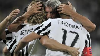 Gol, giocate ed interviste dell'UNESCO Cup 2015 - Juventus Legends v Boca Legends highlights